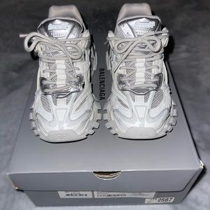 Balenciaga Track 2 Sneakers 🤍
